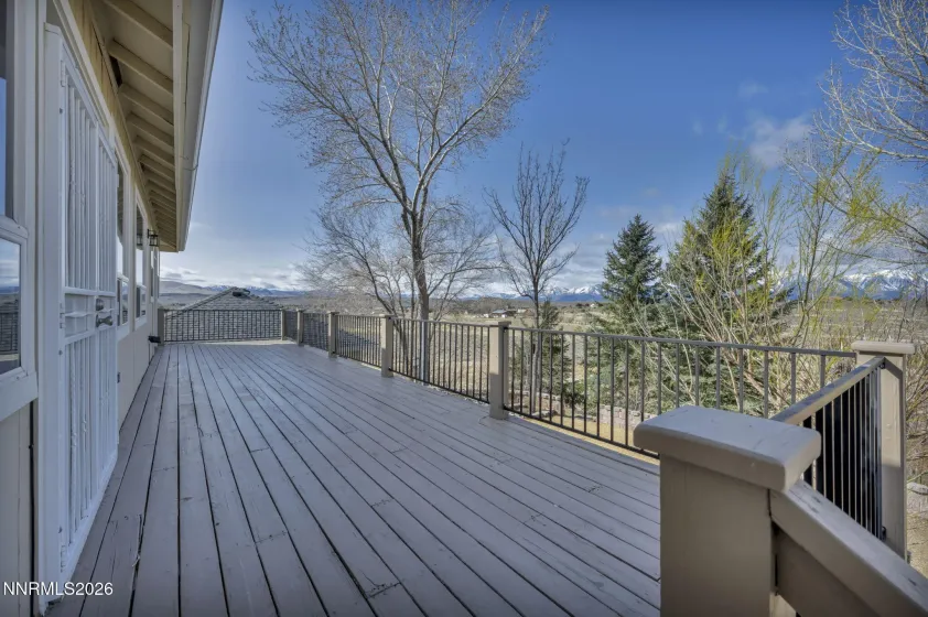 1568 Barker, Gardnerville, Nevada 89410, 5 Bedrooms Bedrooms, ,4 BathroomsBathrooms,Residential,Residential,Barker,260002021