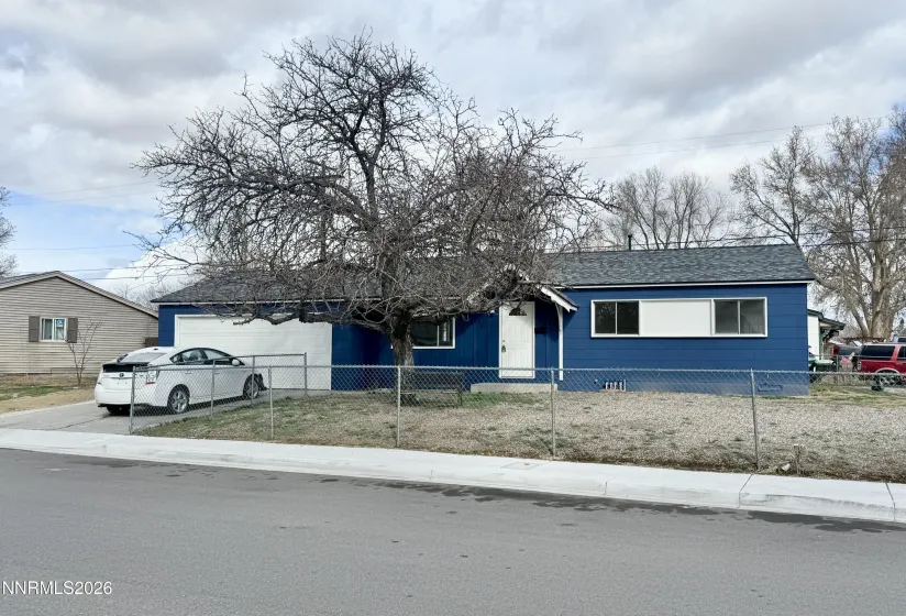 480 Mc Lean, Sparks, Nevada 89431, 3 Bedrooms Bedrooms, ,2 BathroomsBathrooms,Residential,Residential,Mc Lean,260002023