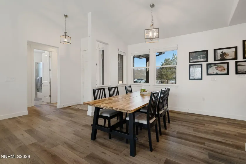 4917 Hombre, Reno, Nevada 89502, 3 Bedrooms Bedrooms, ,2 BathroomsBathrooms,Residential,Residential,Hombre,260002029