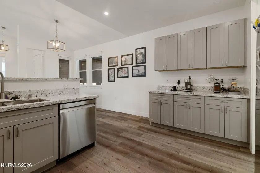 4917 Hombre, Reno, Nevada 89502, 3 Bedrooms Bedrooms, ,2 BathroomsBathrooms,Residential,Residential,Hombre,260002029