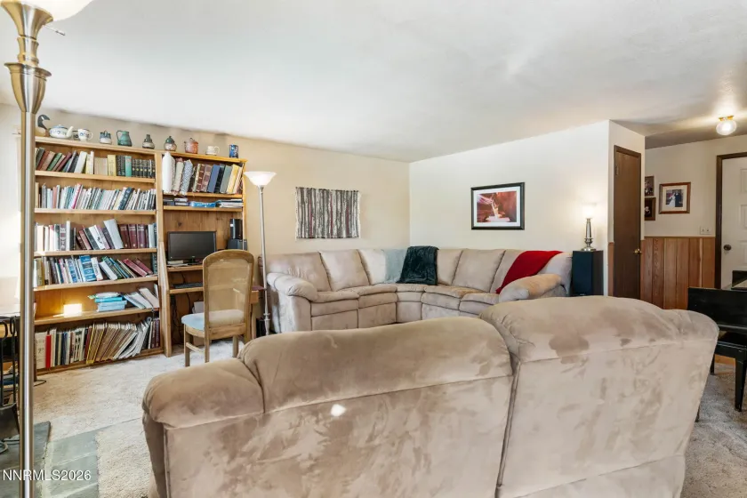 144 Ring, Dayton, Nevada 89403, 3 Bedrooms Bedrooms, ,2 BathroomsBathrooms,Residential,Residential,Ring,260002028