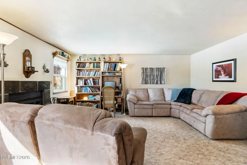 144 Ring, Dayton, Nevada 89403, 3 Bedrooms Bedrooms, ,2 BathroomsBathrooms,Residential,Residential,Ring,260002028