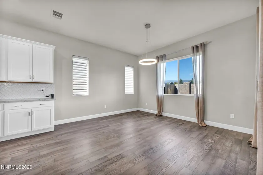 9267 Blue Basin, Reno, Nevada 89521, 5 Bedrooms Bedrooms, ,5 BathroomsBathrooms,Residential,Residential,Blue Basin,260002034