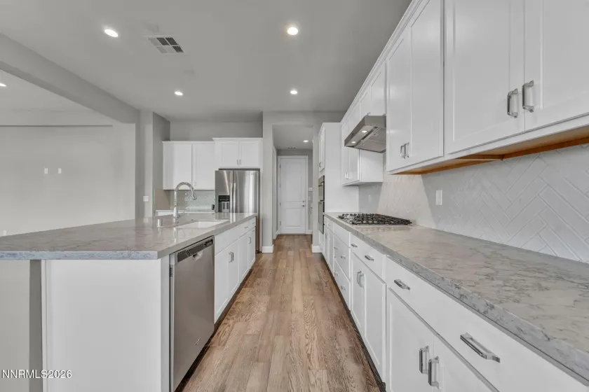 9267 Blue Basin, Reno, Nevada 89521, 5 Bedrooms Bedrooms, ,5 BathroomsBathrooms,Residential,Residential,Blue Basin,260002034