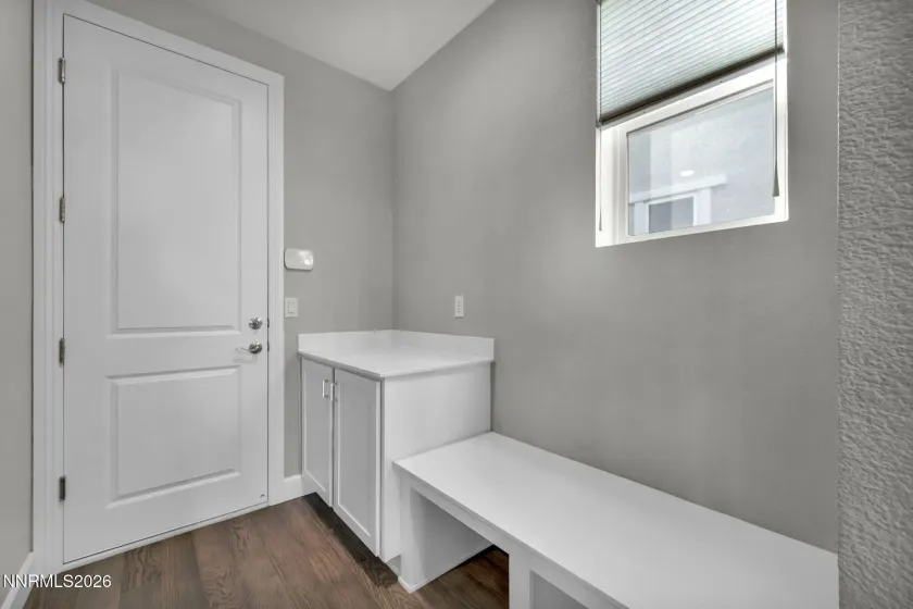 9267 Blue Basin, Reno, Nevada 89521, 5 Bedrooms Bedrooms, ,5 BathroomsBathrooms,Residential,Residential,Blue Basin,260002034