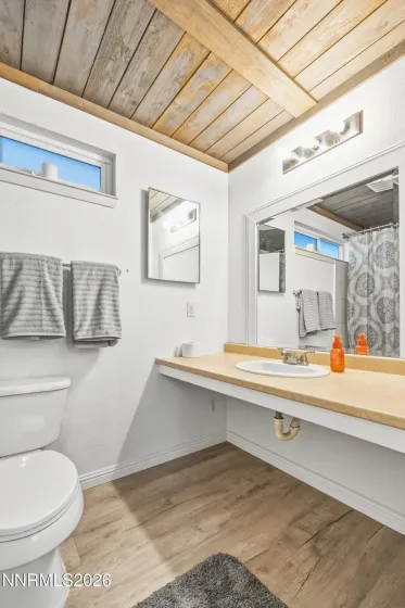 5070 Offenhauser, Winnemucca, Nevada 89445, 5 Bedrooms Bedrooms, ,3 BathroomsBathrooms,Residential,Residential,Offenhauser,260002036