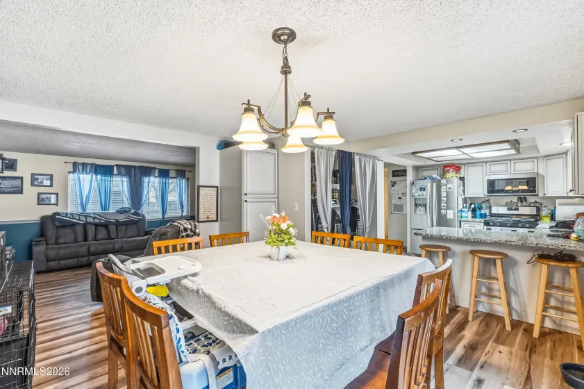 5070 Offenhauser, Winnemucca, Nevada 89445, 5 Bedrooms Bedrooms, ,3 BathroomsBathrooms,Residential,Residential,Offenhauser,260002036