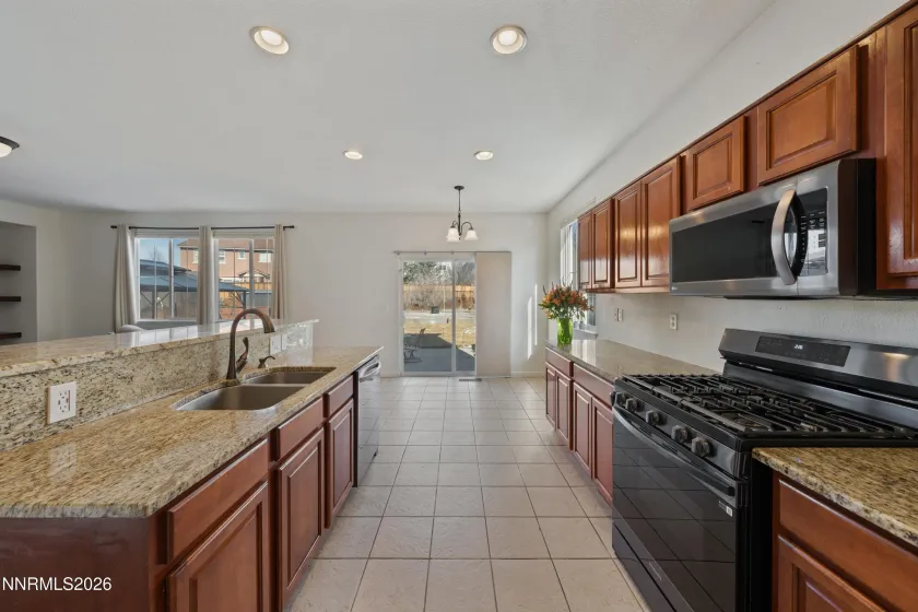 6680 Abbotswood, Sparks, Nevada 89436, 4 Bedrooms Bedrooms, ,3 BathroomsBathrooms,Residential,Residential,Abbotswood,260002037