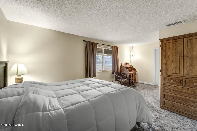 8825 Artesian, Reno, Nevada 89506, 3 Bedrooms Bedrooms, ,2 BathroomsBathrooms,Residential,Residential,Artesian,260002040