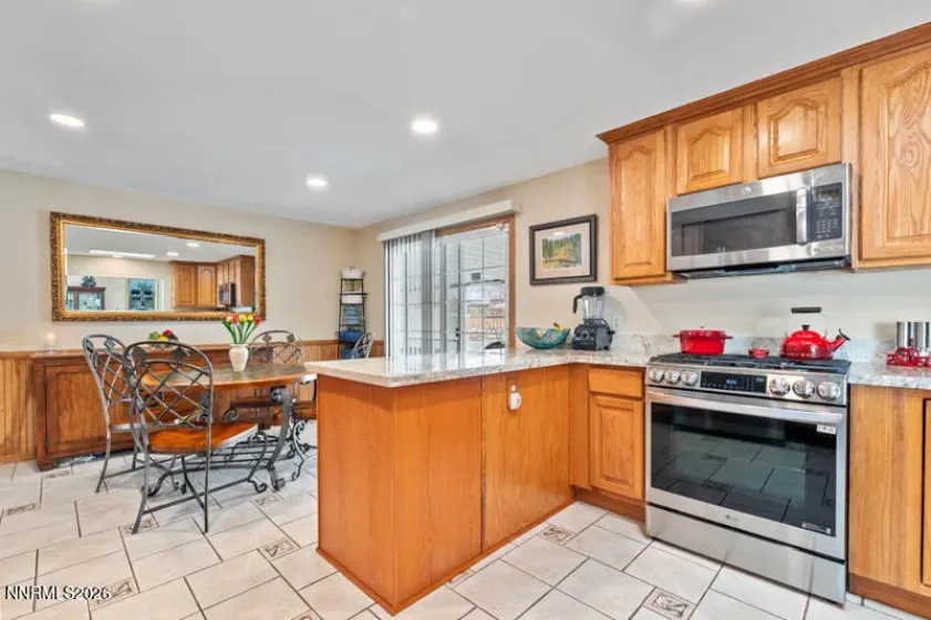 2207 Howard, Sparks, Nevada 89434, 4 Bedrooms Bedrooms, ,3 BathroomsBathrooms,Residential,Residential,Howard,260002042