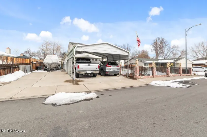 2207 Howard, Sparks, Nevada 89434, 4 Bedrooms Bedrooms, ,3 BathroomsBathrooms,Residential,Residential,Howard,260002042