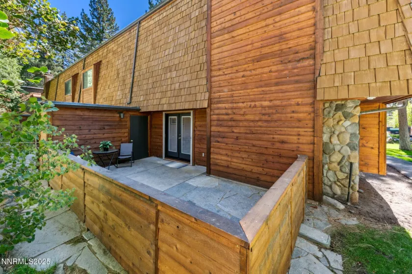 120 Country Club, Incline Village, Nevada 89451, 2 Bedrooms Bedrooms, ,3 BathroomsBathrooms,Residential,Residential,Country Club,250056431