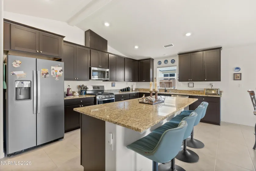 594 Pine Creek, Dayton, Nevada 89403, 4 Bedrooms Bedrooms, ,3 BathroomsBathrooms,Residential,Residential,Pine Creek,260002043