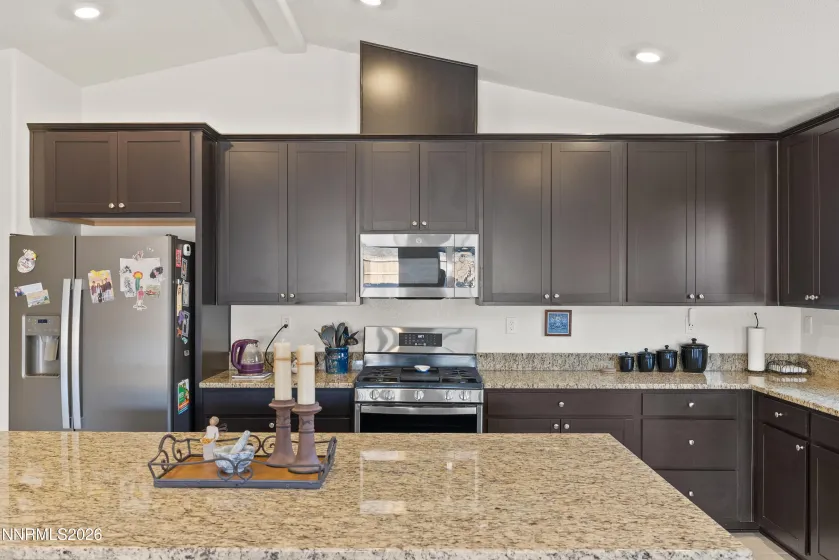 594 Pine Creek, Dayton, Nevada 89403, 4 Bedrooms Bedrooms, ,3 BathroomsBathrooms,Residential,Residential,Pine Creek,260002043