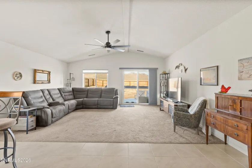 594 Pine Creek, Dayton, Nevada 89403, 4 Bedrooms Bedrooms, ,3 BathroomsBathrooms,Residential,Residential,Pine Creek,260002043