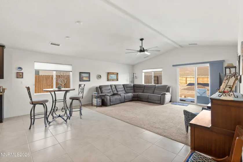 594 Pine Creek, Dayton, Nevada 89403, 4 Bedrooms Bedrooms, ,3 BathroomsBathrooms,Residential,Residential,Pine Creek,260002043