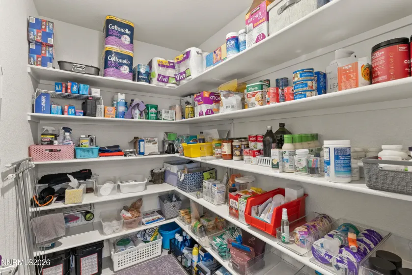 594 Pine Creek, Dayton, Nevada 89403, 4 Bedrooms Bedrooms, ,3 BathroomsBathrooms,Residential,Residential,Pine Creek,260002043