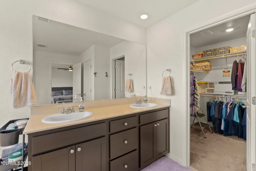 594 Pine Creek, Dayton, Nevada 89403, 4 Bedrooms Bedrooms, ,3 BathroomsBathrooms,Residential,Residential,Pine Creek,260002043