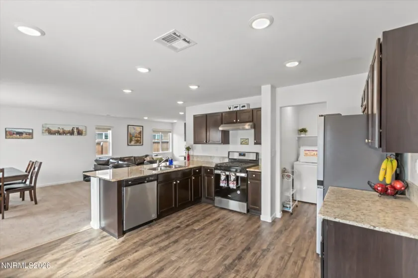 509 Paradise Valley, Reno, Nevada 89506, 2 Bedrooms Bedrooms, ,2 BathroomsBathrooms,Residential,Residential,Paradise Valley,260002045