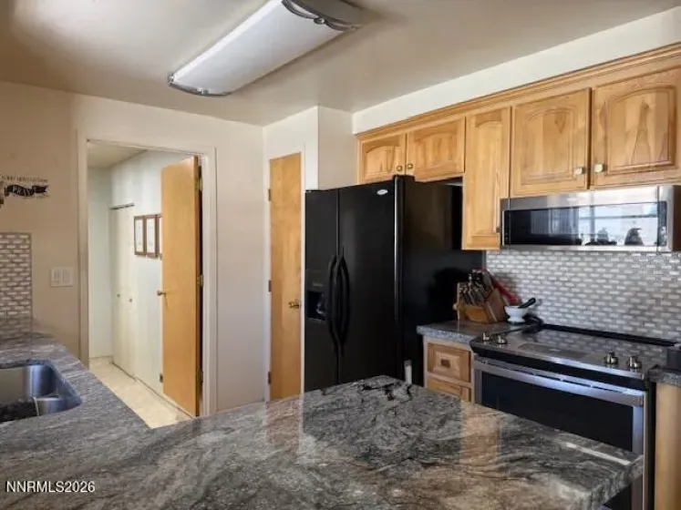 920 Ruby, Carson City, Nevada 89705, 3 Bedrooms Bedrooms, ,2 BathroomsBathrooms,Residential,Residential,Ruby,260002051