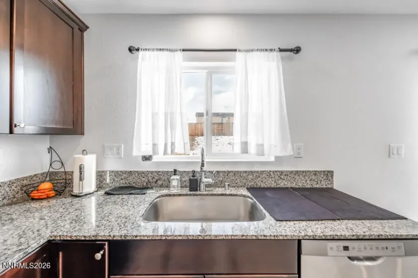 8976 Quail Falls, Reno, Nevada 89506, 3 Bedrooms Bedrooms, ,3 BathroomsBathrooms,Residential,Residential,Quail Falls,260002049