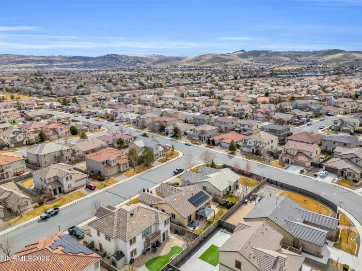 7119 Coldwater, Sparks, Nevada 89436, 3 Bedrooms Bedrooms, ,2 BathroomsBathrooms,Residential,Residential,Coldwater,260002053