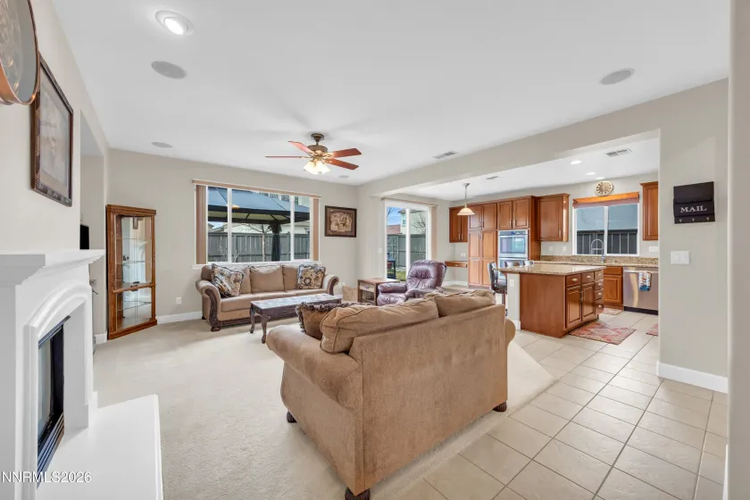 7119 Coldwater, Sparks, Nevada 89436, 3 Bedrooms Bedrooms, ,2 BathroomsBathrooms,Residential,Residential,Coldwater,260002053