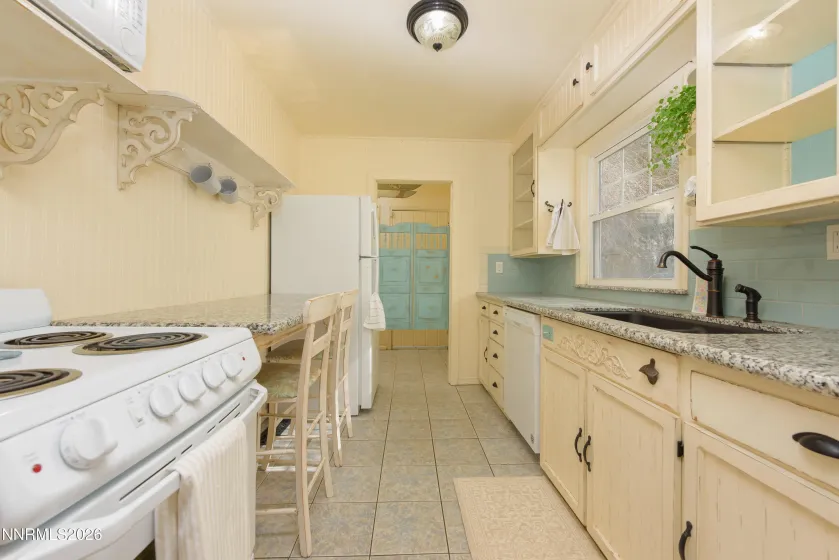 971 Melba, Reno, Nevada 89503, 2 Bedrooms Bedrooms, ,1 BathroomBathrooms,Residential,Residential,Melba,260002055