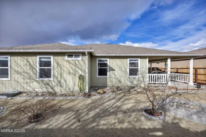 806 Karry, Fallon, Nevada 89406, 3 Bedrooms Bedrooms, ,2 BathroomsBathrooms,Residential,Residential,Karry,260002059
