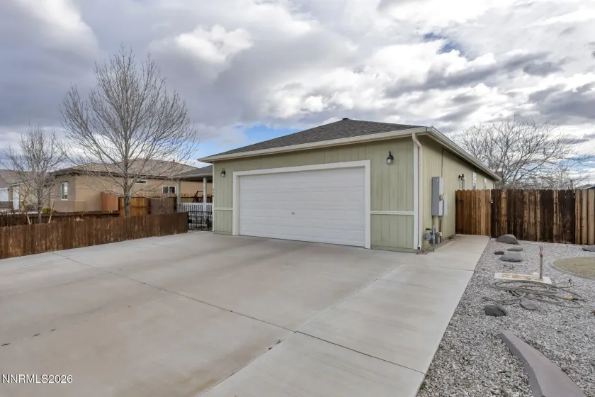 806 Karry, Fallon, Nevada 89406, 3 Bedrooms Bedrooms, ,2 BathroomsBathrooms,Residential,Residential,Karry,260002059