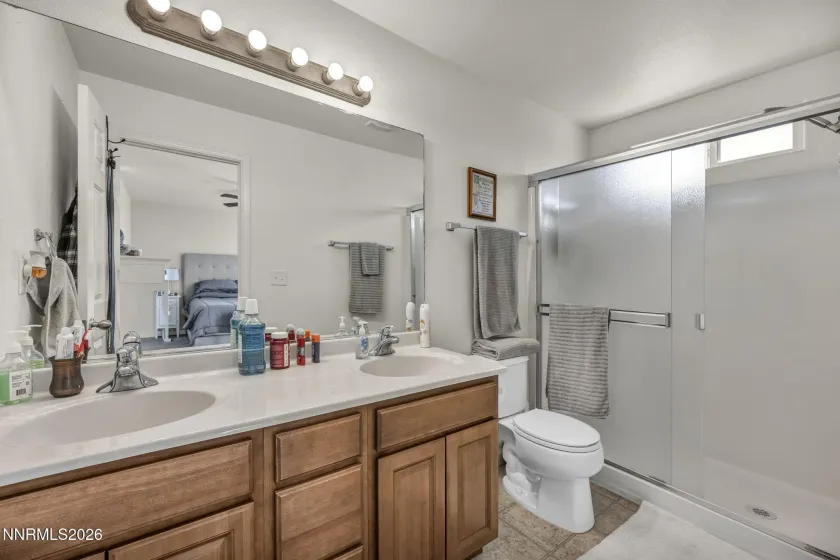 806 Karry, Fallon, Nevada 89406, 3 Bedrooms Bedrooms, ,2 BathroomsBathrooms,Residential,Residential,Karry,260002059