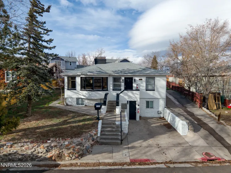 1111 Strand, Reno, Nevada 89503, ,1 BathroomBathrooms,Residential Income,Residential,Strand,260002060