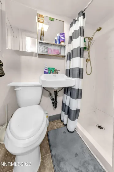 1111 Strand, Reno, Nevada 89503, ,1 BathroomBathrooms,Residential Income,Residential,Strand,260002060