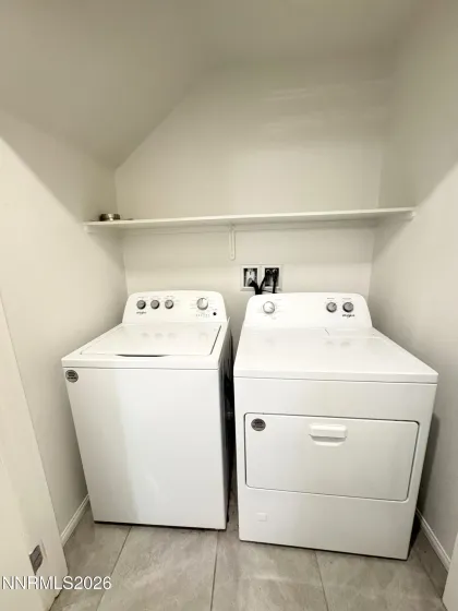 664 Vetiver, Henderson, Nevada 89015, 3 Bedrooms Bedrooms, ,2 BathroomsBathrooms,Residential,Residential,Vetiver,260002063