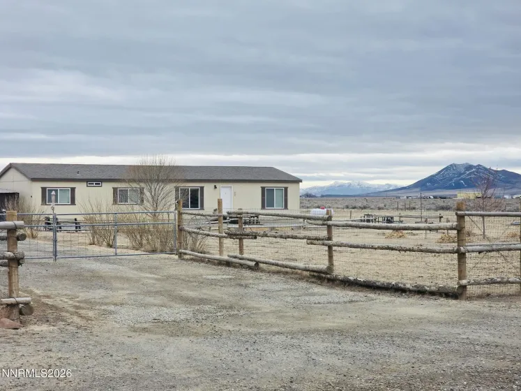 6900 Dutch Flat, Winnemucca, Nevada 89445, 3 Bedrooms Bedrooms, ,3 BathroomsBathrooms,Residential,Residential,Dutch Flat,260002064