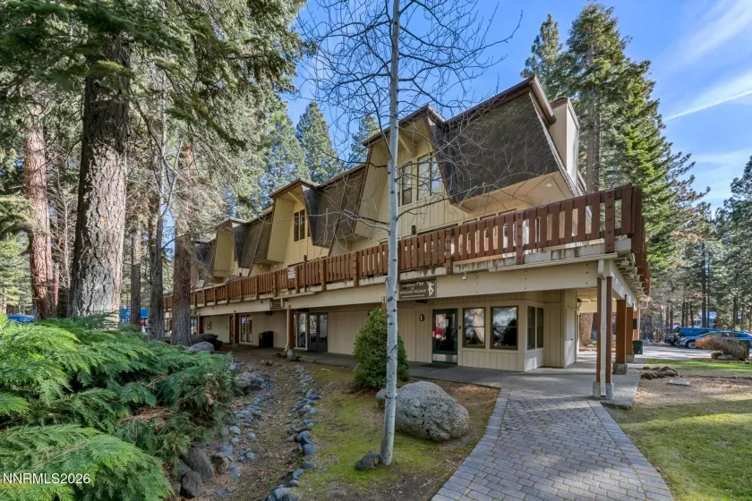 120 Country Club, Incline Village, Nevada 89450, 2 Bedrooms Bedrooms, ,3 BathroomsBathrooms,Residential,Residential,Country Club,260002065