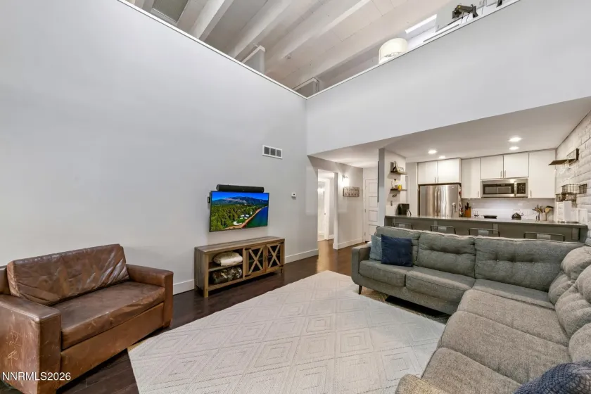 120 Country Club, Incline Village, Nevada 89450, 2 Bedrooms Bedrooms, ,3 BathroomsBathrooms,Residential,Residential,Country Club,260002065