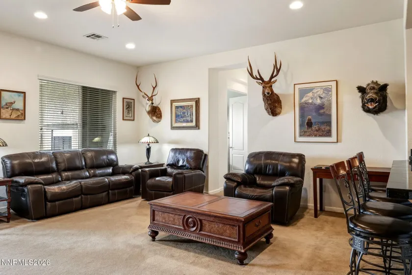 7055 Voyage, Sparks, Nevada 89436, 3 Bedrooms Bedrooms, ,3 BathroomsBathrooms,Residential,Residential,Voyage,260002069