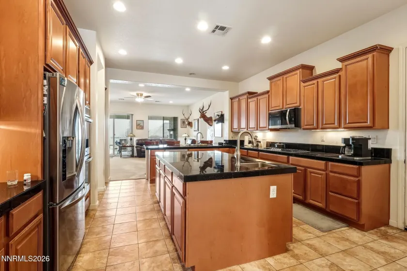 7055 Voyage, Sparks, Nevada 89436, 3 Bedrooms Bedrooms, ,3 BathroomsBathrooms,Residential,Residential,Voyage,260002069