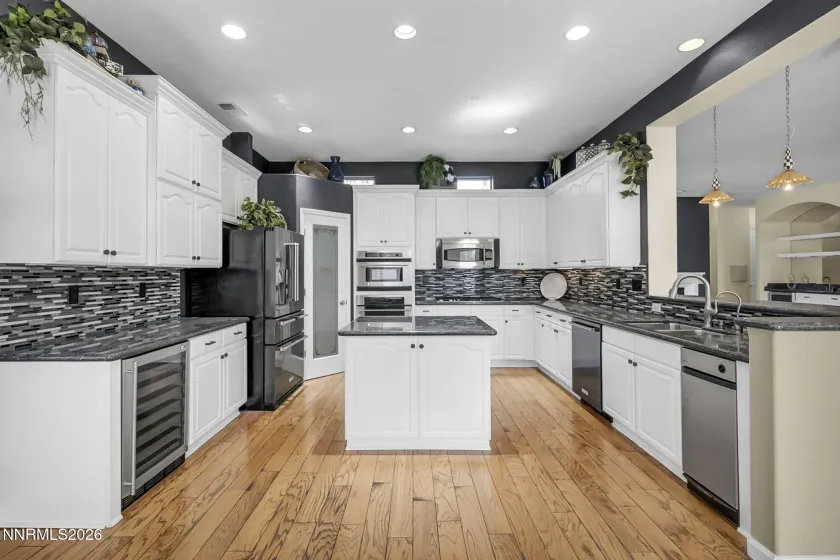 9900 Wilbur May, Reno, Nevada 89521, 3 Bedrooms Bedrooms, ,3 BathroomsBathrooms,Residential,Residential,Wilbur May,260002071