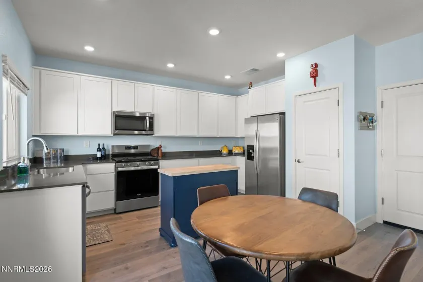 7897 Taconite, Sparks, Nevada 89436, 3 Bedrooms Bedrooms, ,3 BathroomsBathrooms,Residential,Residential,Taconite,260002073