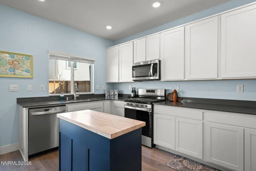 7897 Taconite, Sparks, Nevada 89436, 3 Bedrooms Bedrooms, ,3 BathroomsBathrooms,Residential,Residential,Taconite,260002073