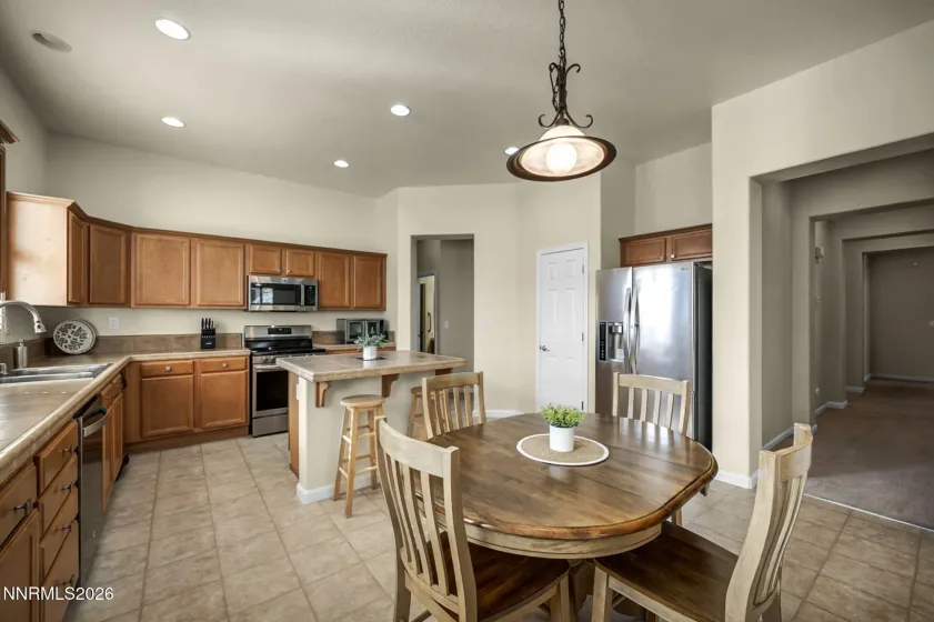 7354 Phoenix, Sparks, Nevada 89436, 4 Bedrooms Bedrooms, ,3 BathroomsBathrooms,Residential,Residential,Phoenix,260002075