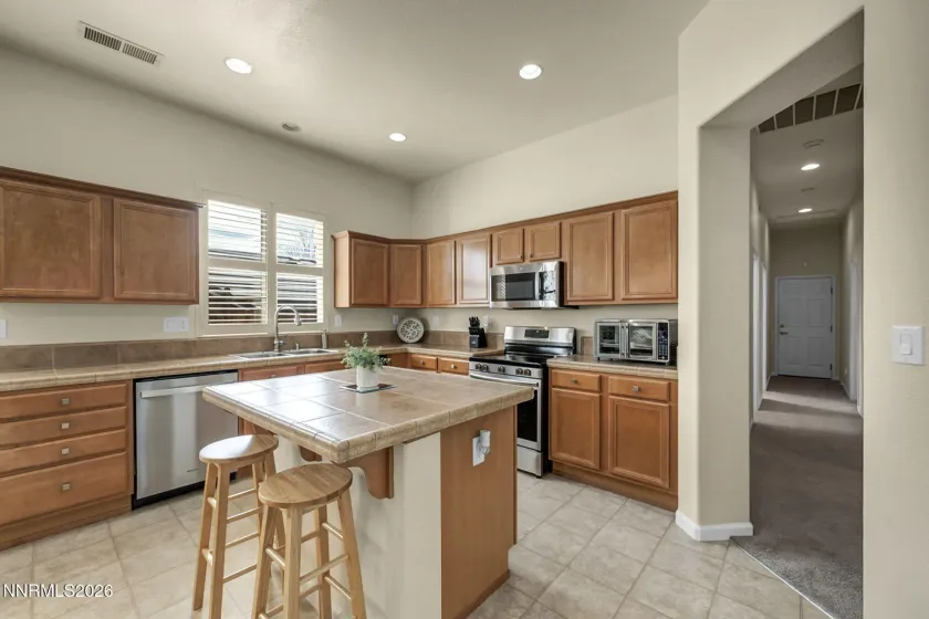 7354 Phoenix, Sparks, Nevada 89436, 4 Bedrooms Bedrooms, ,3 BathroomsBathrooms,Residential,Residential,Phoenix,260002075