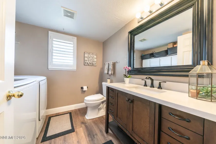 15175 Western Springs, Reno, Nevada 89521, 3 Bedrooms Bedrooms, ,3 BathroomsBathrooms,Residential,Residential,Western Springs,260002077