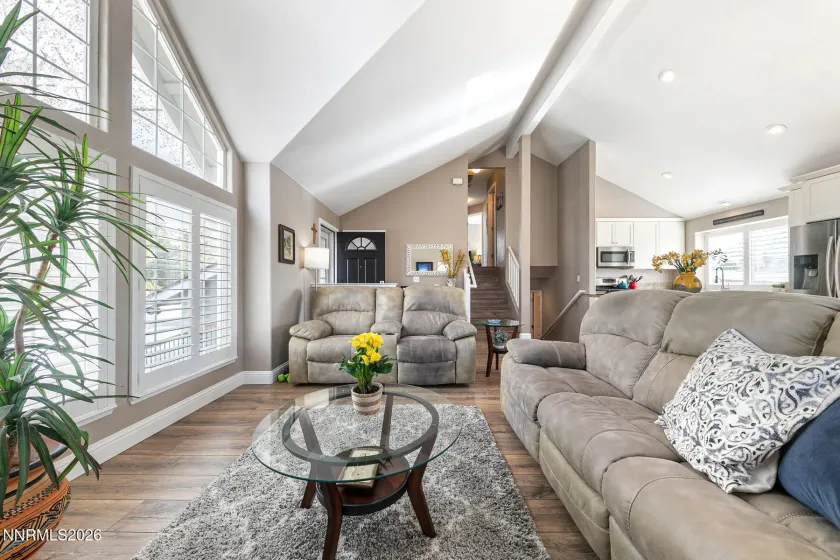 15175 Western Springs, Reno, Nevada 89521, 3 Bedrooms Bedrooms, ,3 BathroomsBathrooms,Residential,Residential,Western Springs,260002077