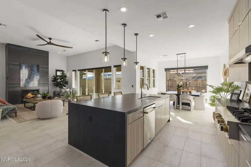 8949 Suncreek, Reno, Nevada 89523, 3 Bedrooms Bedrooms, ,4 BathroomsBathrooms,Residential,Residential,Suncreek,260002083