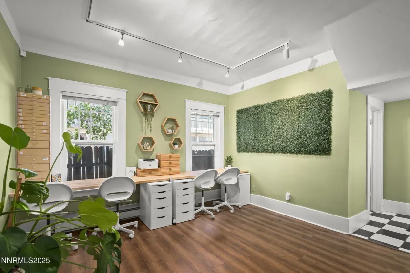 1055 Riverside, Reno, Nevada 89503, 3 Bedrooms Bedrooms, ,2 BathroomsBathrooms,Residential,Residential,Riverside,260002085