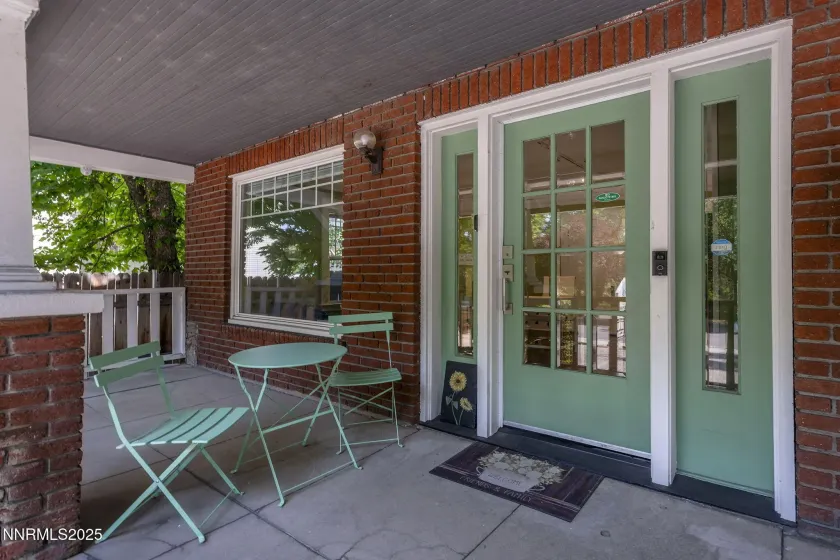 1055 Riverside, Reno, Nevada 89503, 3 Bedrooms Bedrooms, ,2 BathroomsBathrooms,Residential,Residential,Riverside,260002085