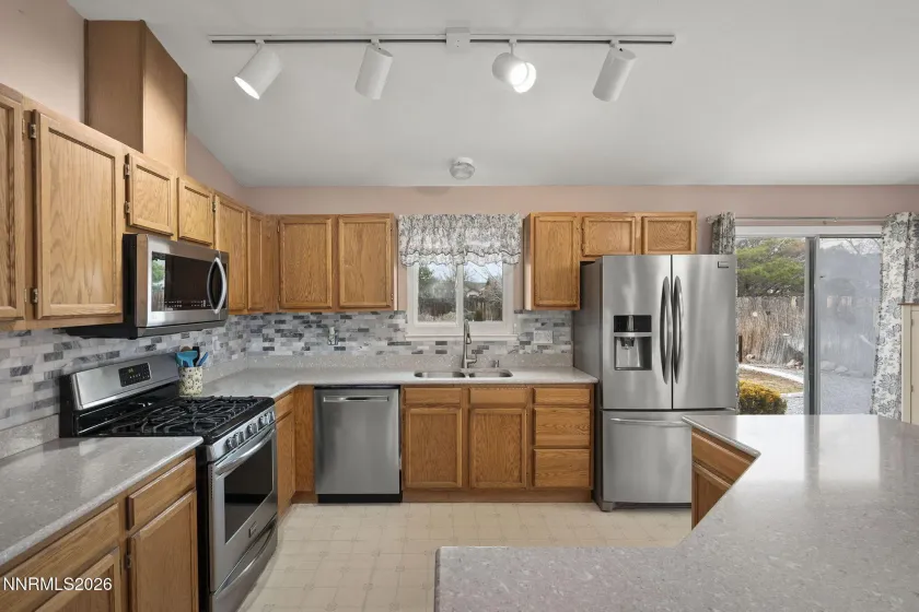 250 Carlene, Sparks, Nevada 89436, 3 Bedrooms Bedrooms, ,2 BathroomsBathrooms,Residential,Residential,Carlene,260002088